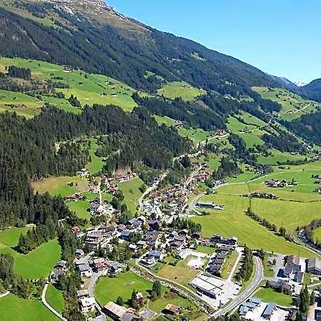 Hotel In Near Slope Wald im Pinzgau